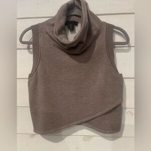 House of Harlow 1960 Taupe Sleeveless Cowl Neck Sweater Cropped